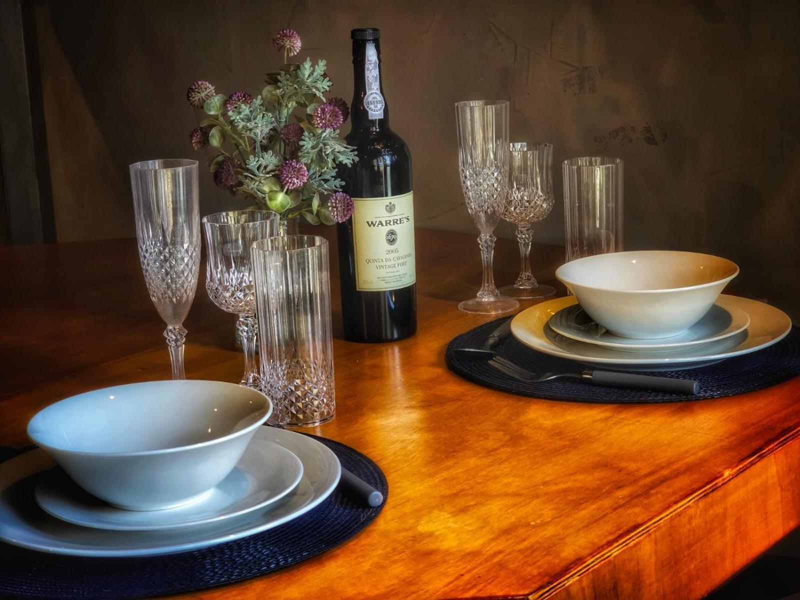 Apartamento The Pub - Unique & Authentic Experience - Free Parking!, 5 Minutes From Airbus And The Mall Cribbs Bristol